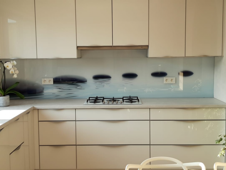 Crédence de cuisine en verre trempé personnalisé avec une photographie sur-mesure